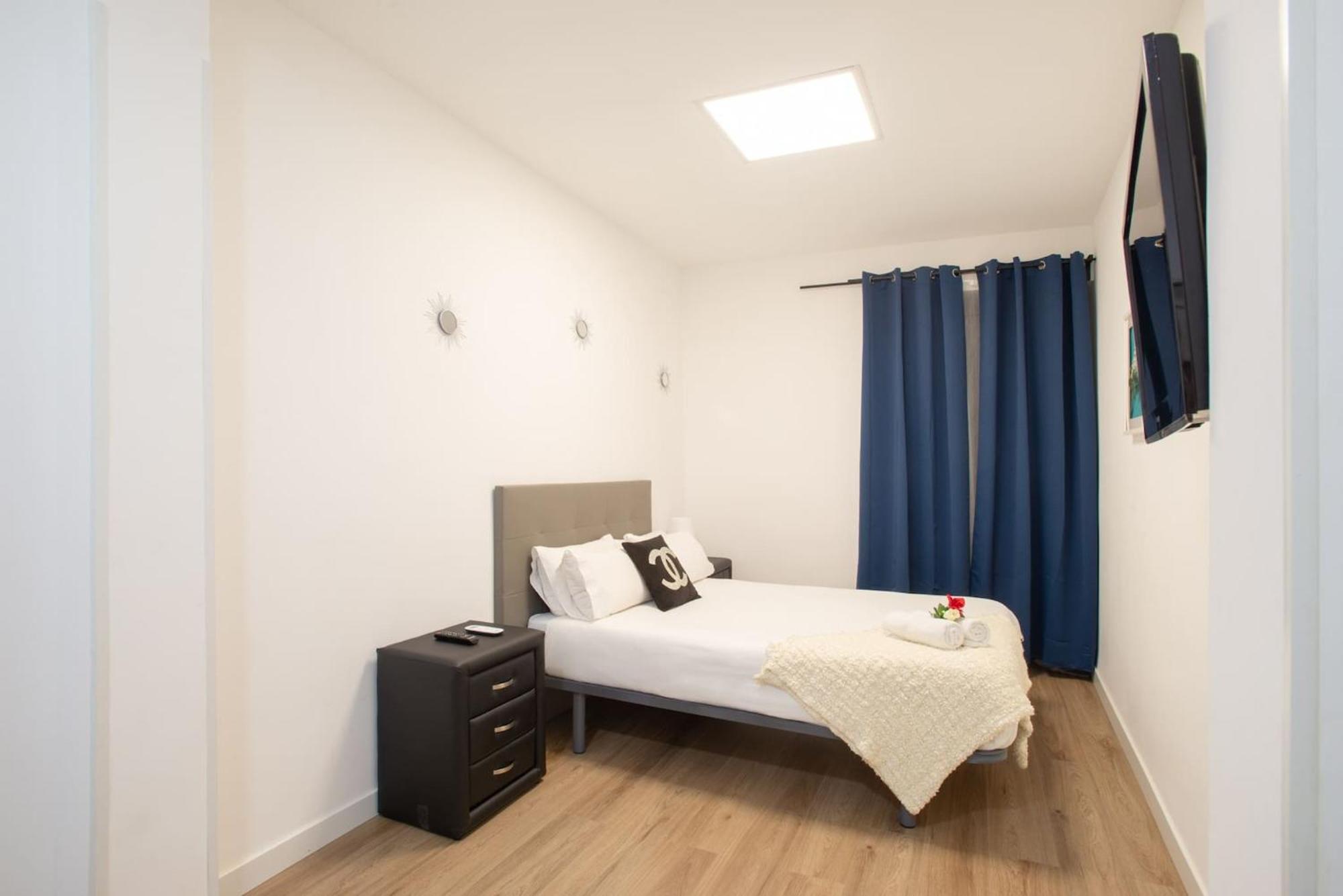 Apartamentos Day Madrid Santo Domingo Centro Gran Via Sol Malasana Εξωτερικό φωτογραφία