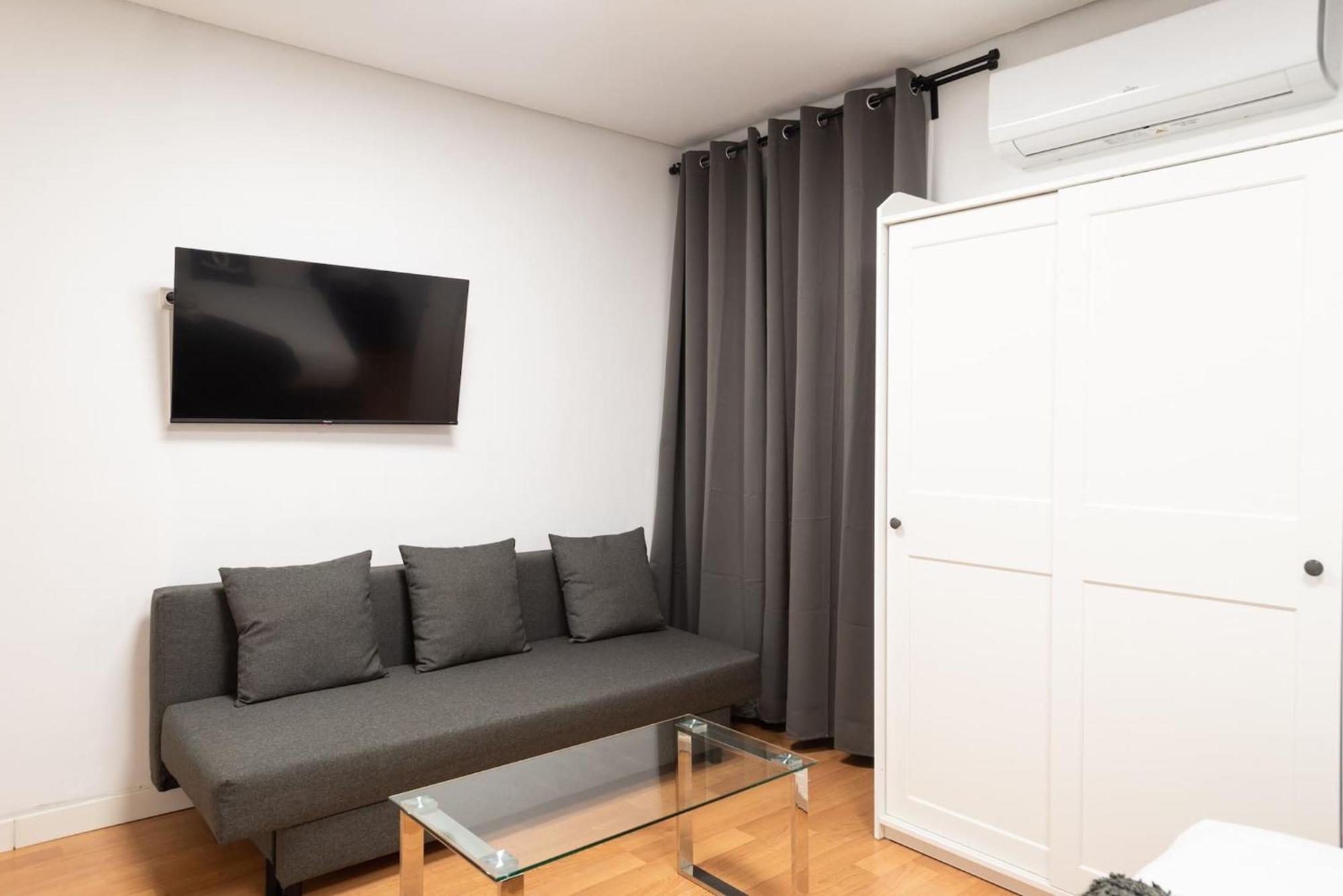 Apartamentos Day Madrid Santo Domingo Centro Gran Via Sol Malasana Εξωτερικό φωτογραφία